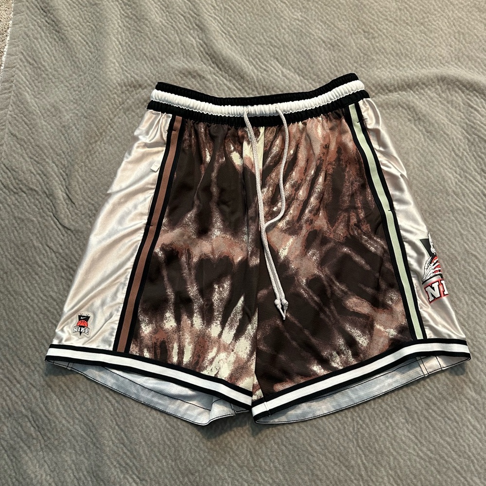 Nike Mens Dri Fit DNA Frenzy Basketball Skull Shorts